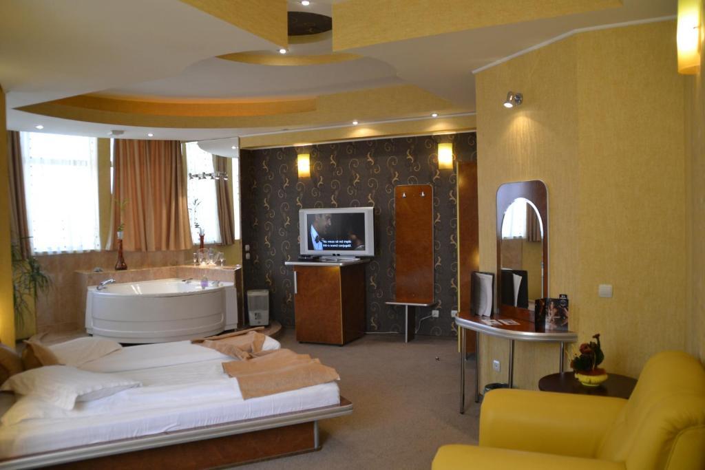 Hotel Helin - Calea Bucuresti Крайова Номер фото