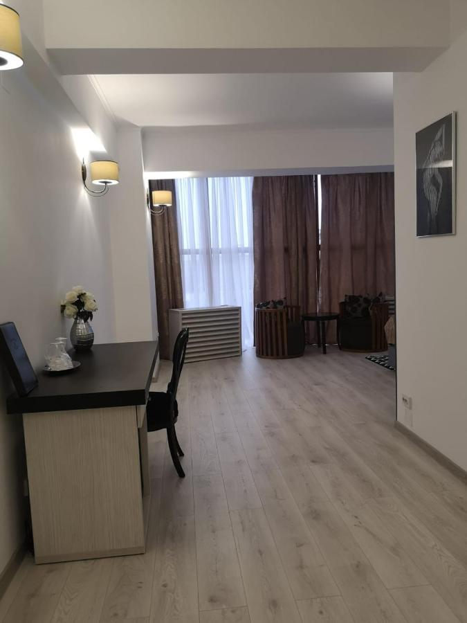 Hotel Helin - Calea Bucuresti Крайова Экстерьер фото